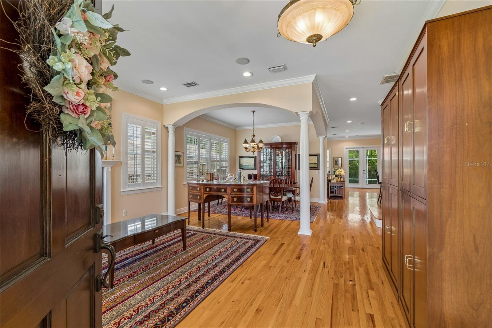 107 BERMUDA AVE