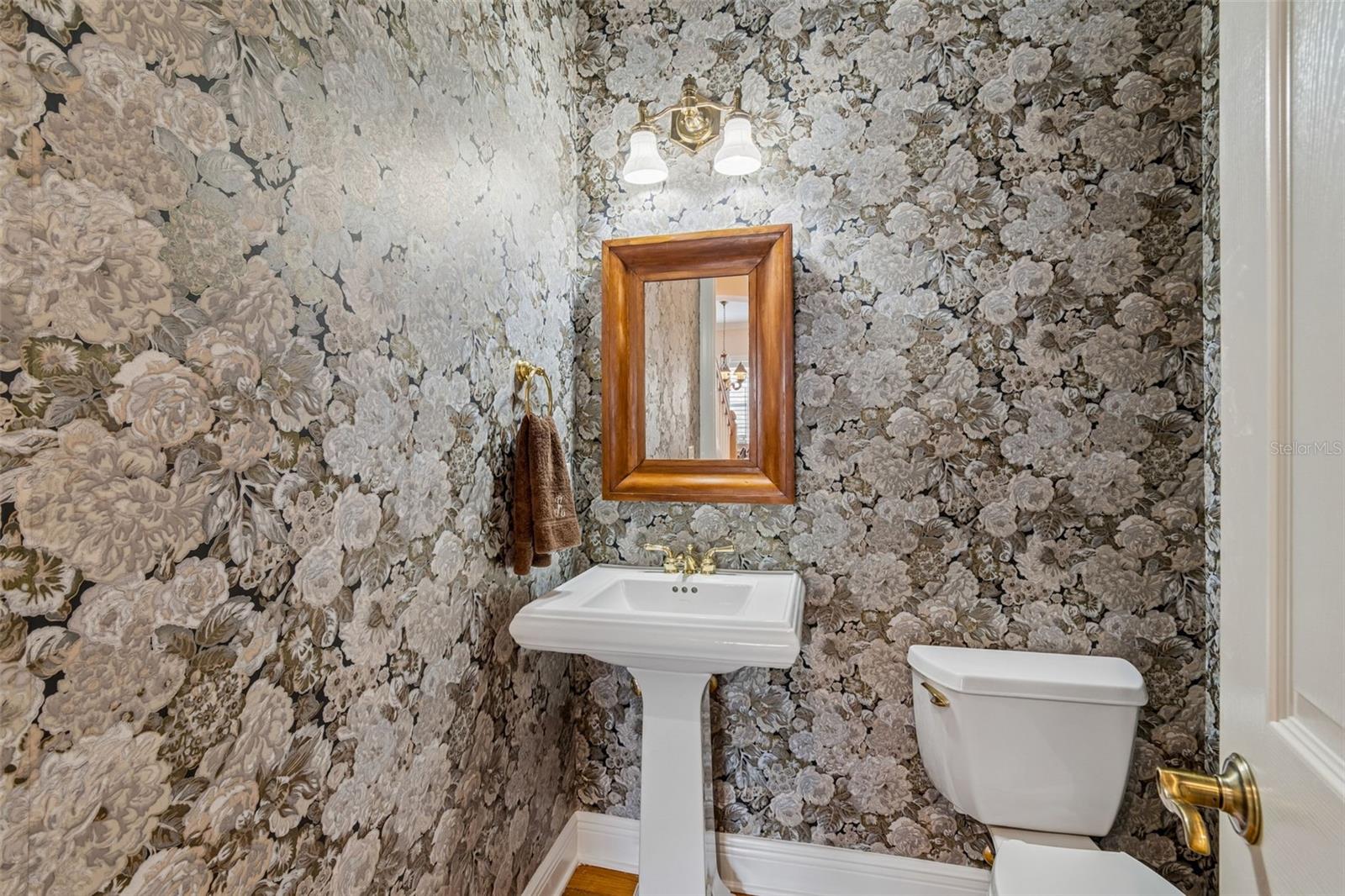 107 BERMUDA AVE
