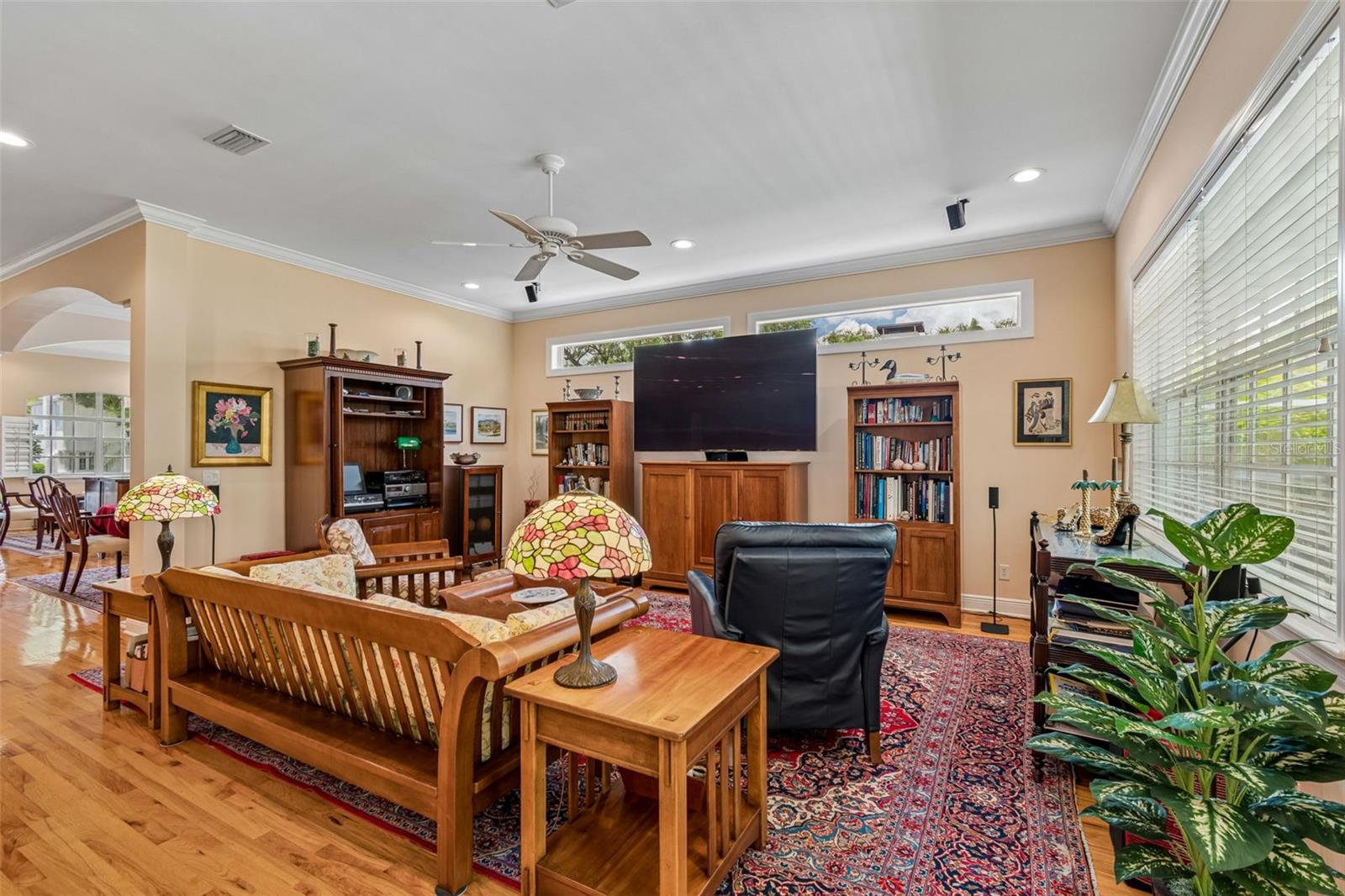 107 BERMUDA AVE