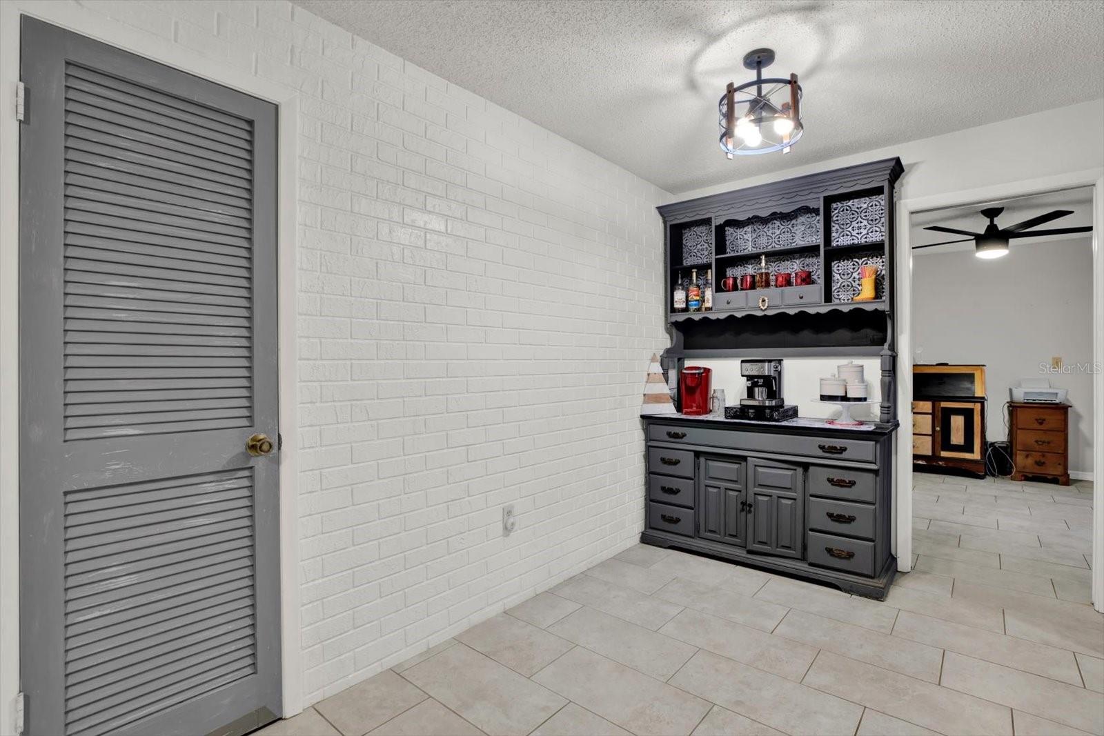 13100 WESTERN CIR