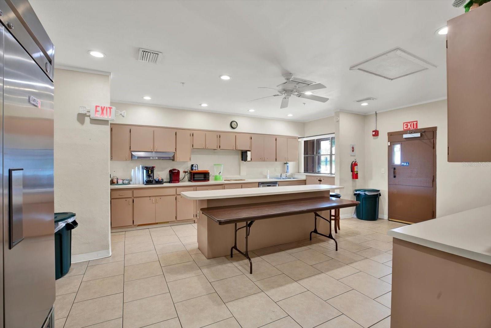 13100 WESTERN CIR