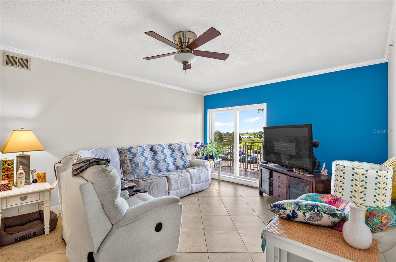 4516 SEAGULL DR #306