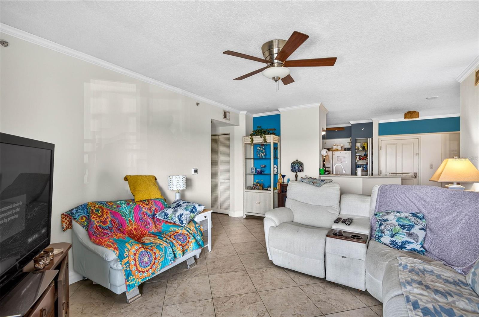 4516 SEAGULL DR #306