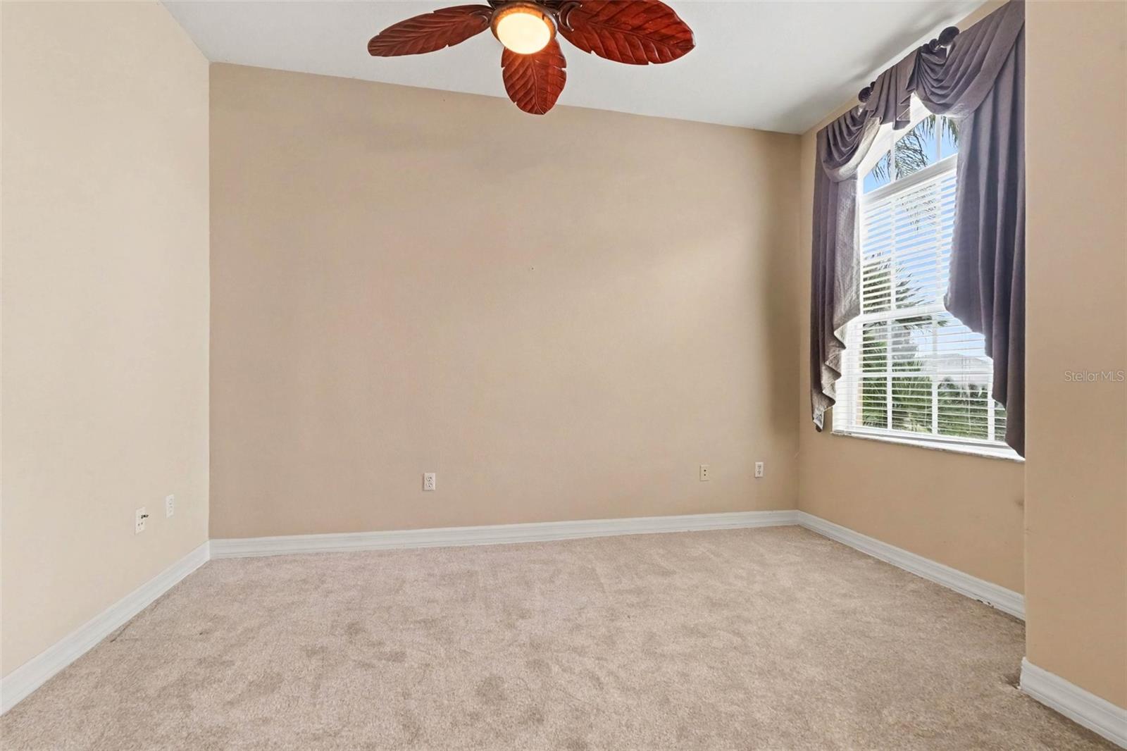 34303 SAHALEE LOOP