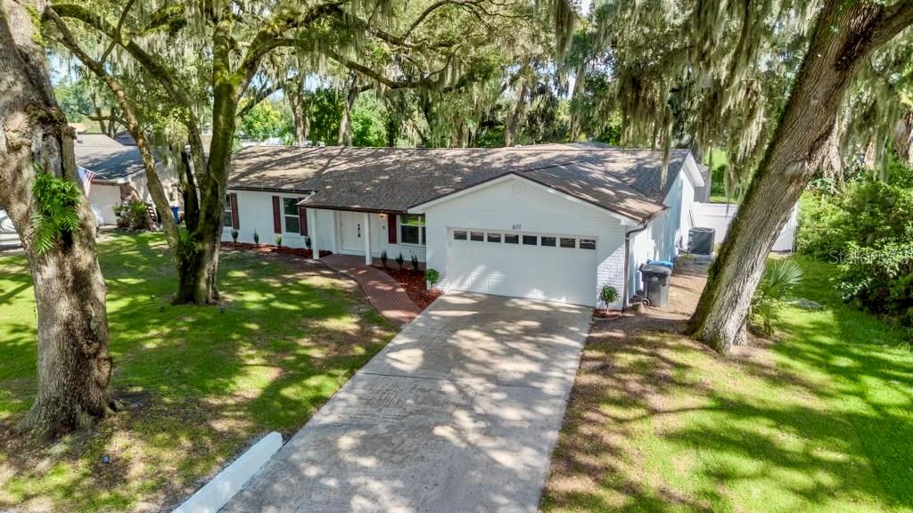 611 Rooks Rd, Seffner