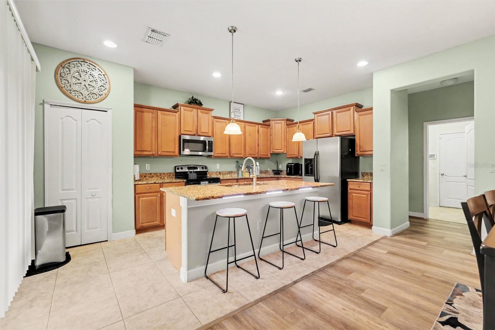 20443 AUTUMN FERN AVE