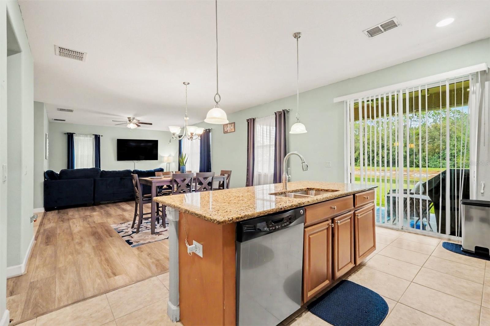 20443 AUTUMN FERN AVE