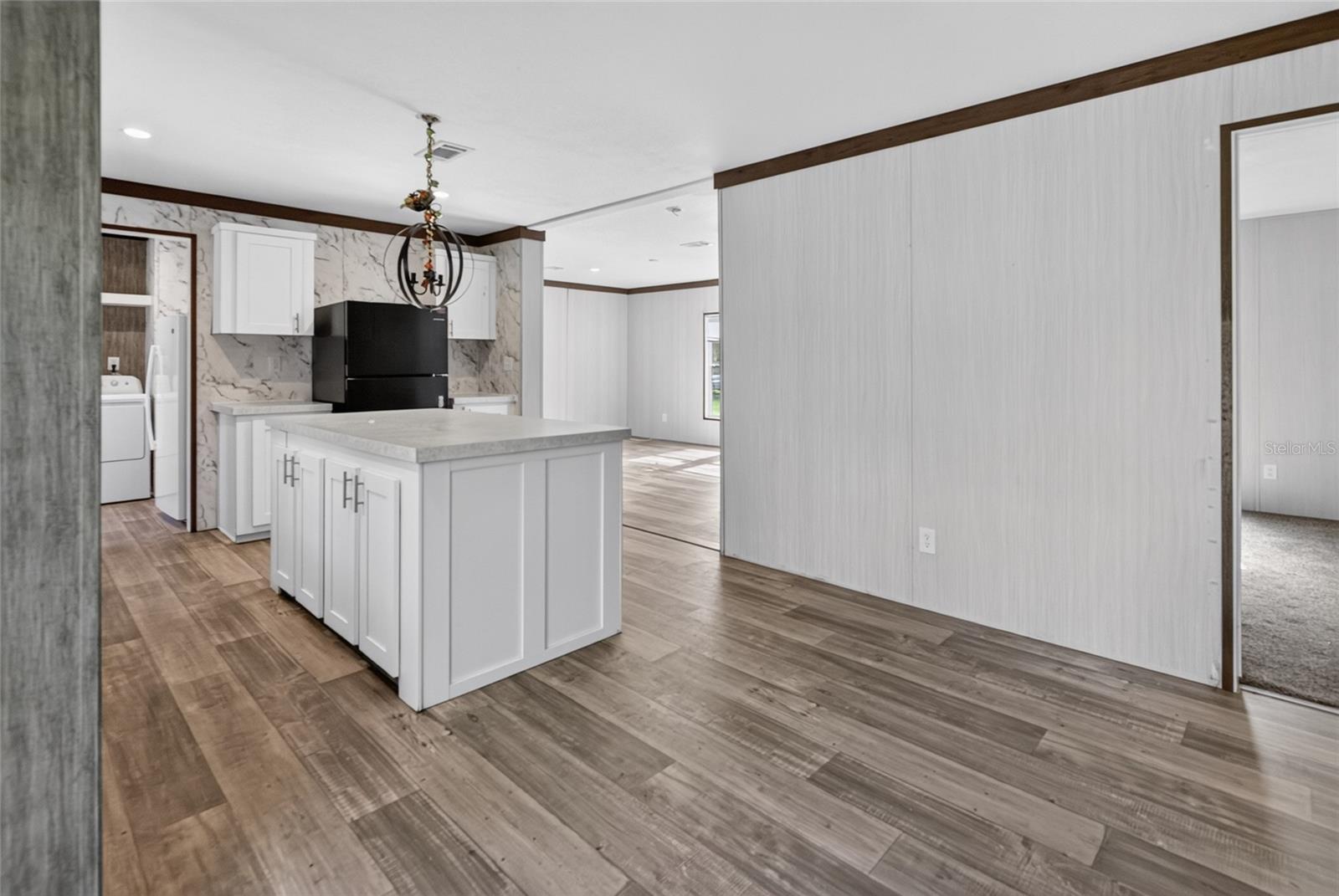 17538 EVELYN CT