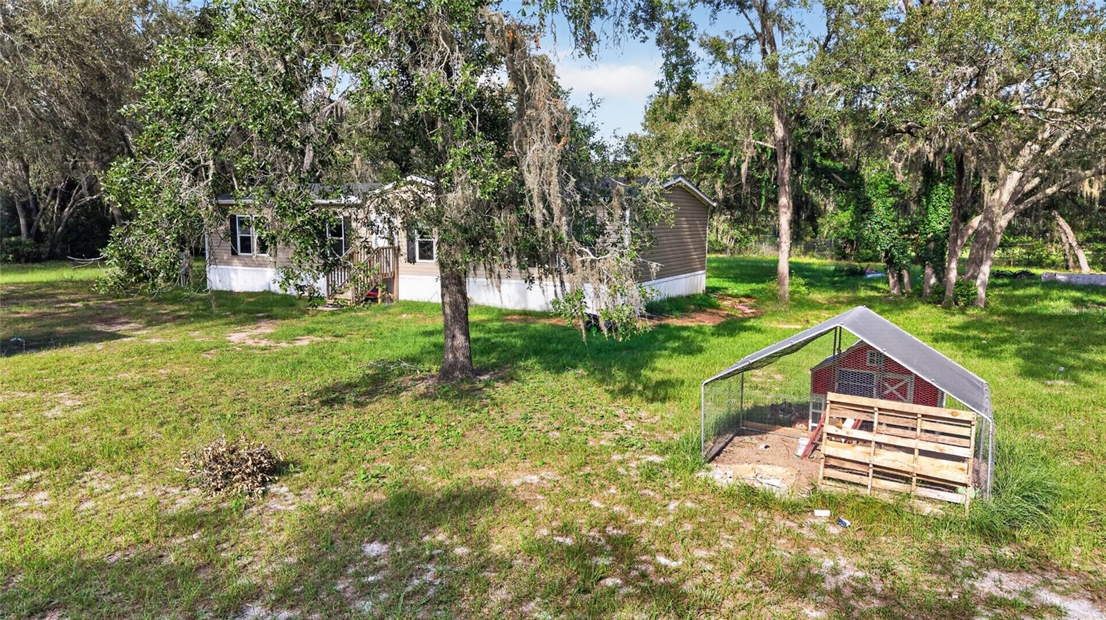 17538 EVELYN CT