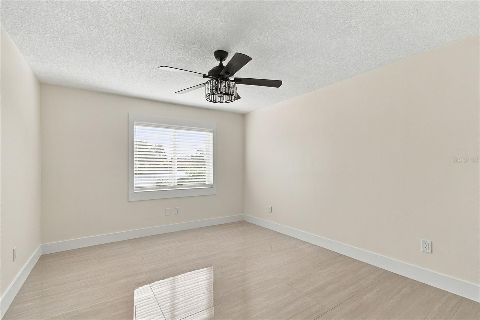 15113 ALEXIS DR