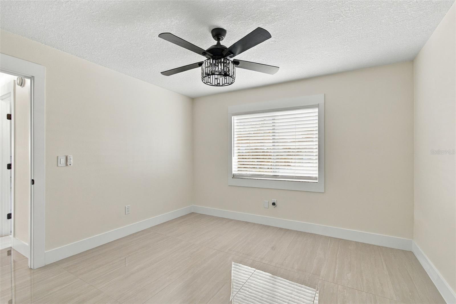 15113 ALEXIS DR