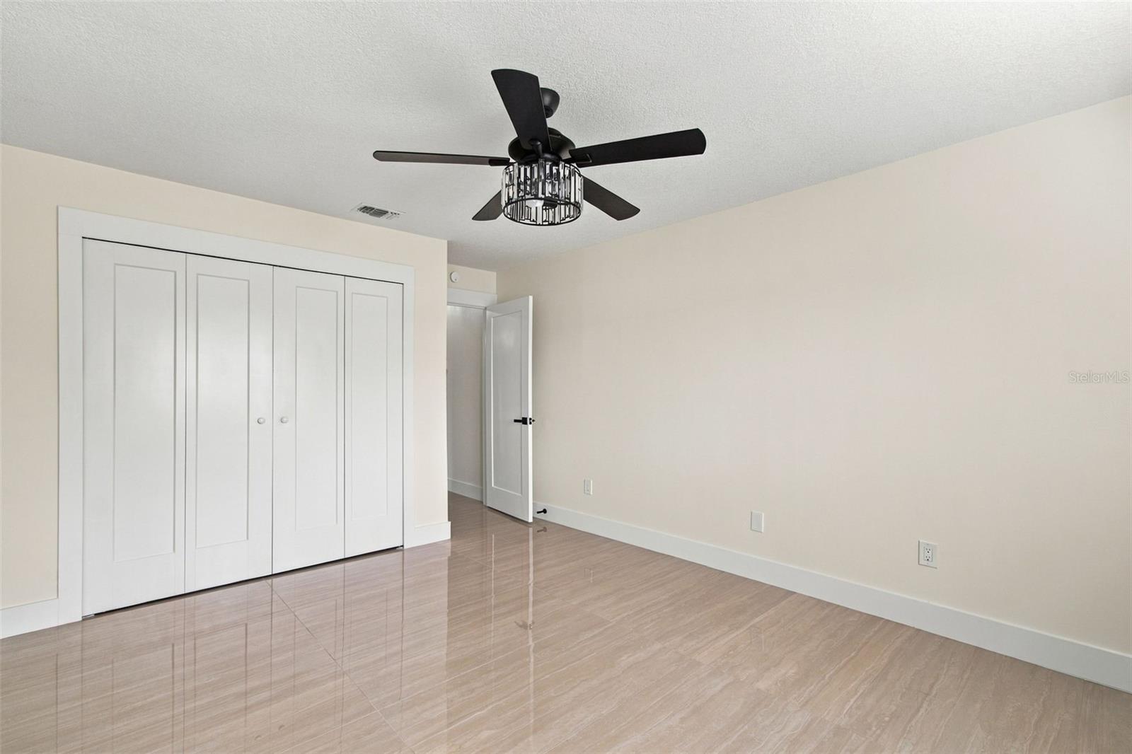 15113 ALEXIS DR