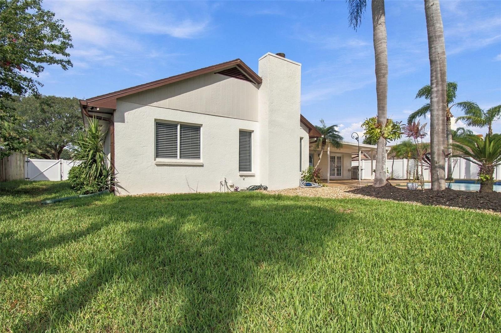 15113 ALEXIS DR