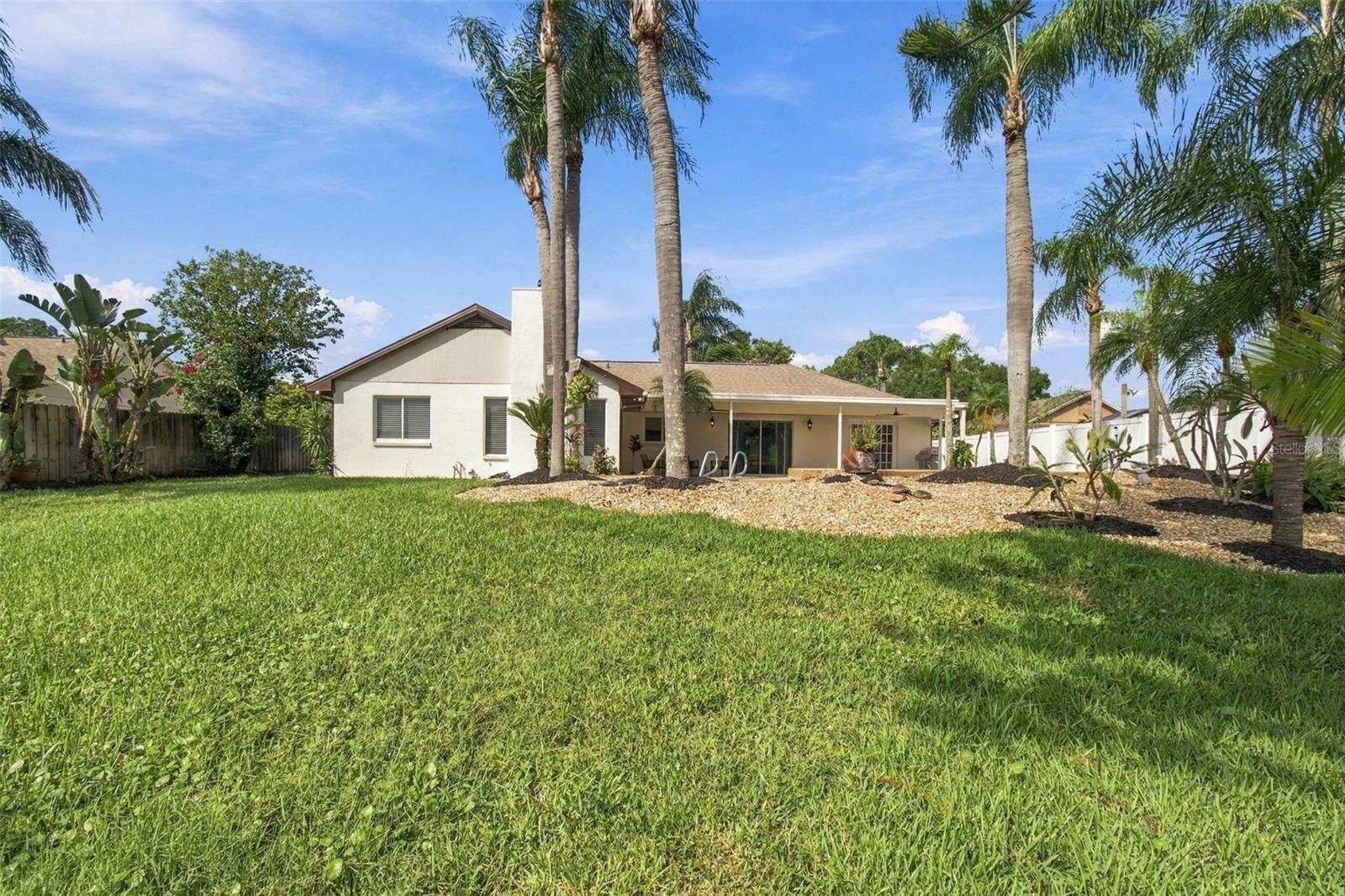 15113 ALEXIS DR