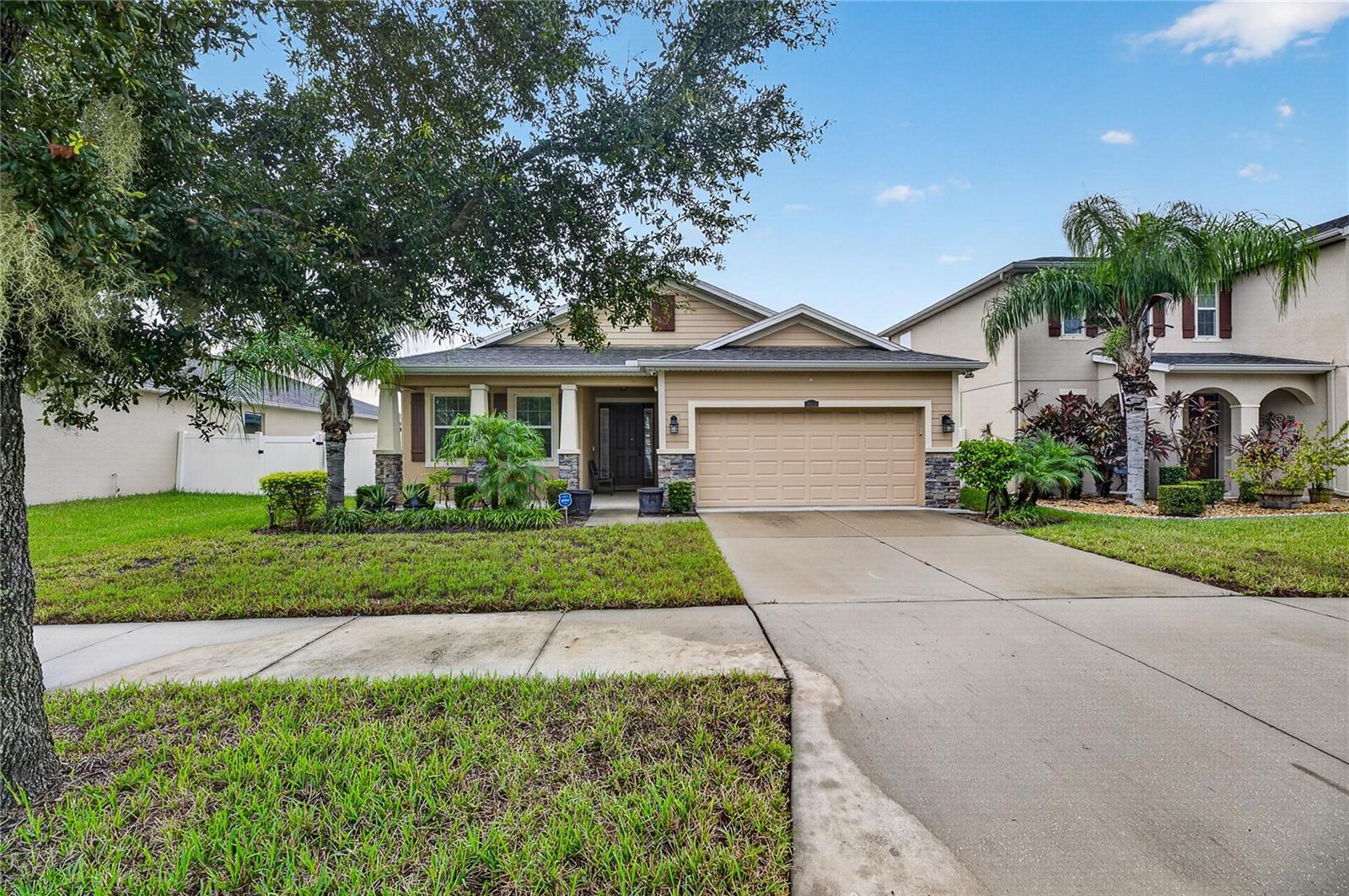 10619 SCENIC HOLLOW DR