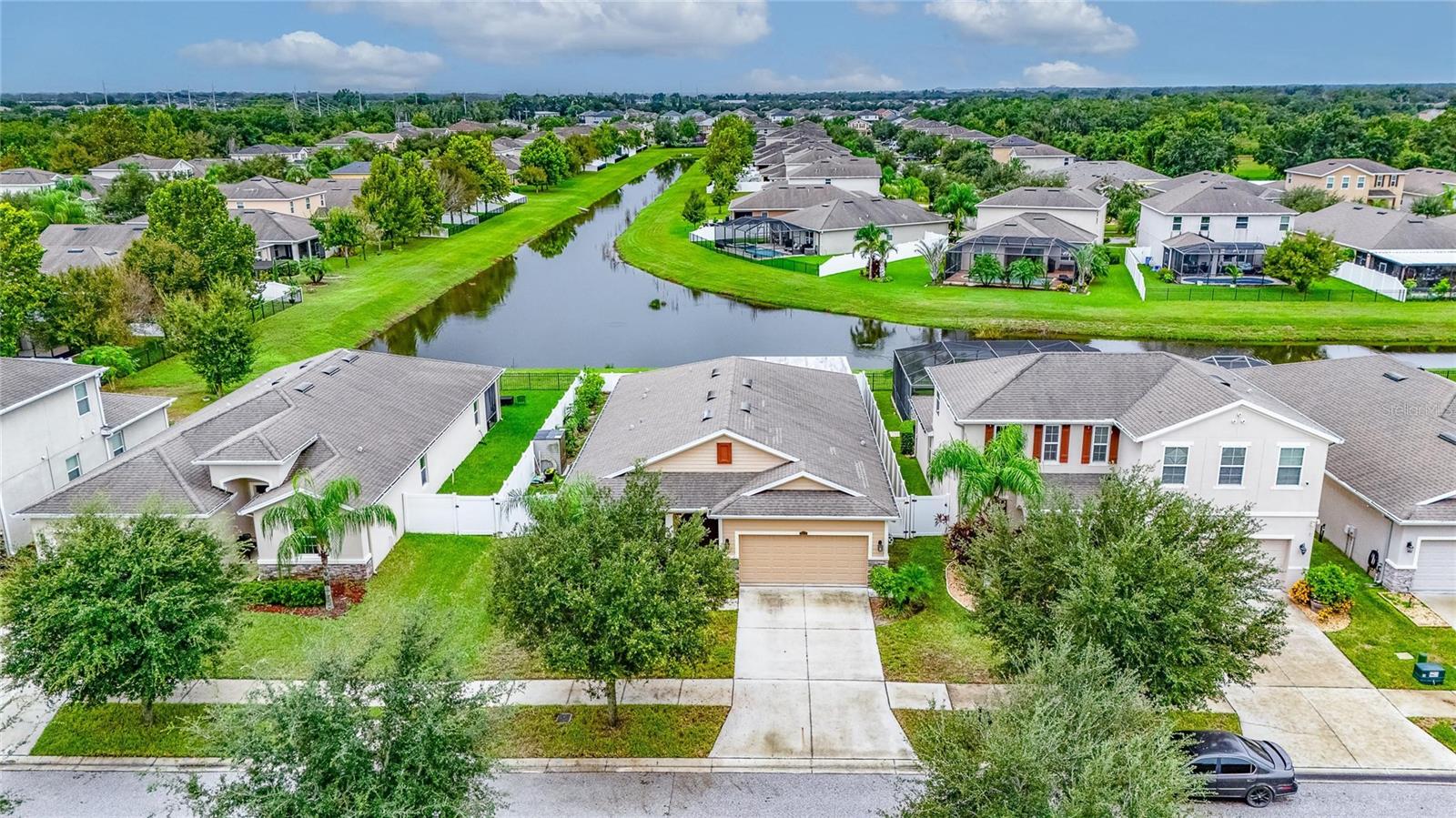 10619 SCENIC HOLLOW DR