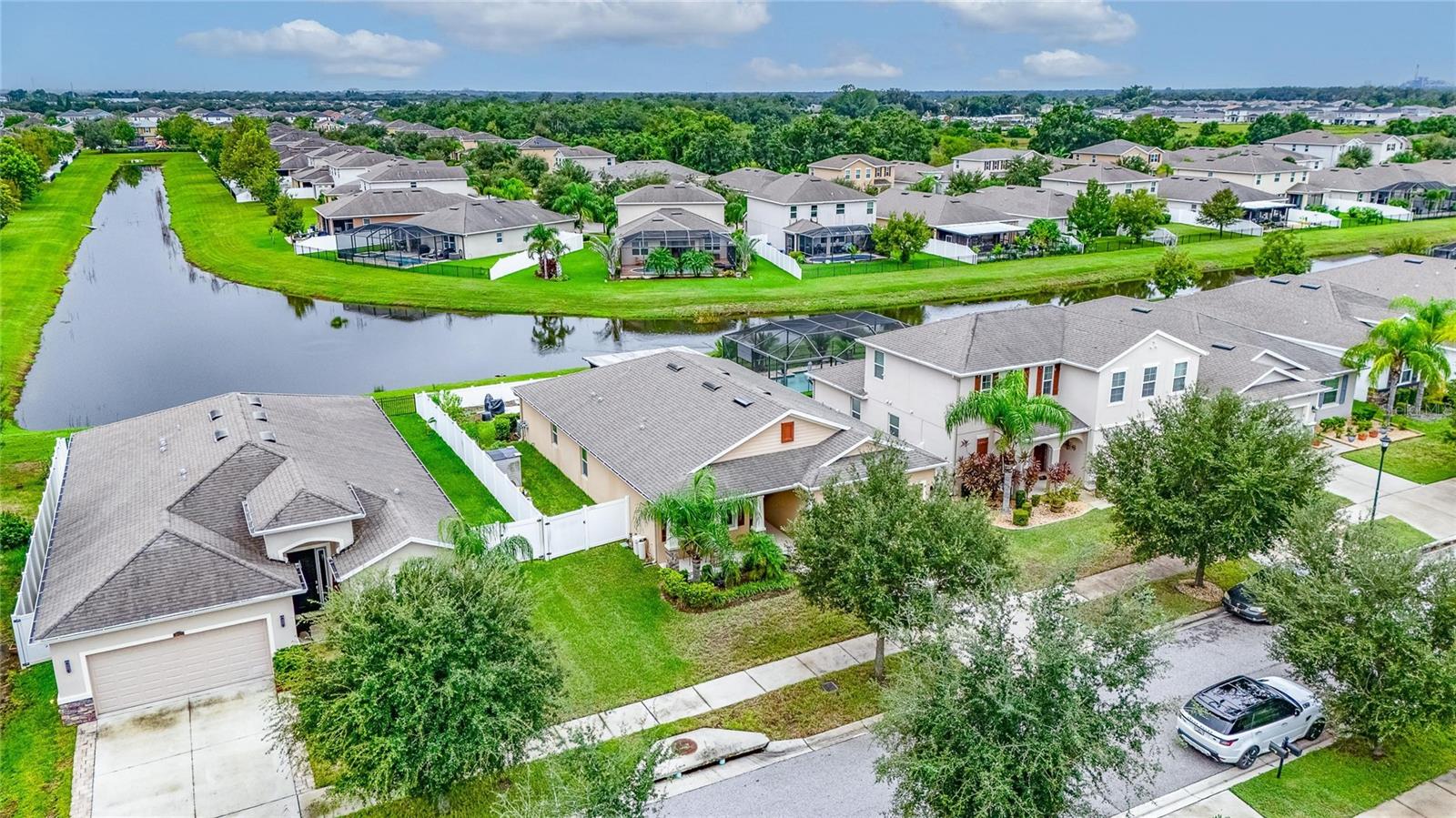 10619 SCENIC HOLLOW DR