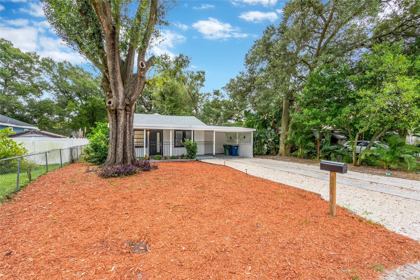 8021 N EDISON AVE