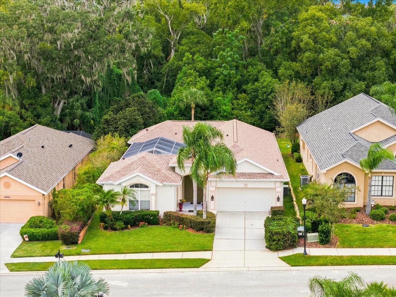 12220 WOODLANDS CIR
