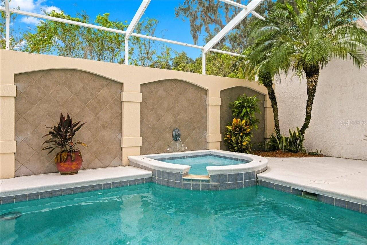 12220 WOODLANDS CIR