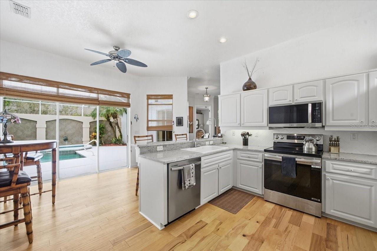 12220 WOODLANDS CIR