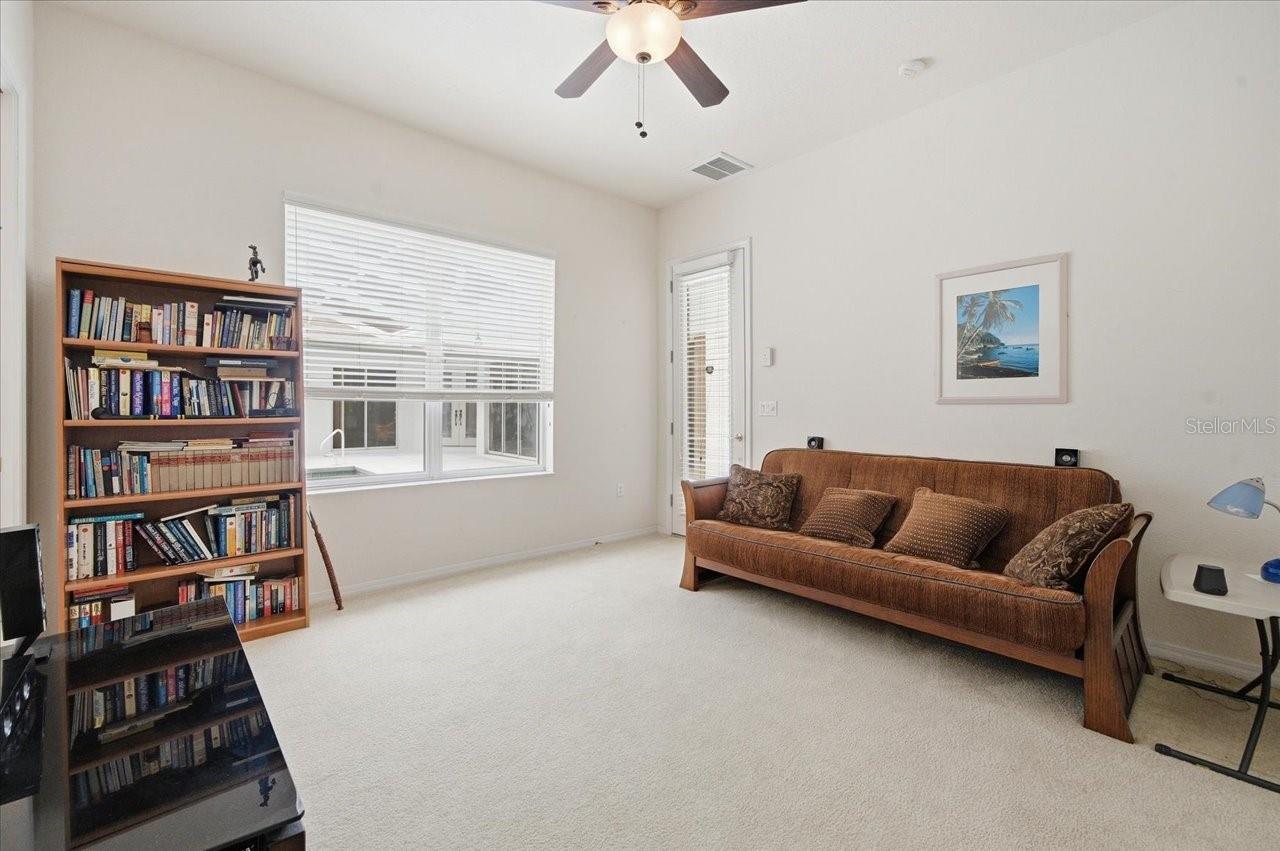 12220 WOODLANDS CIR