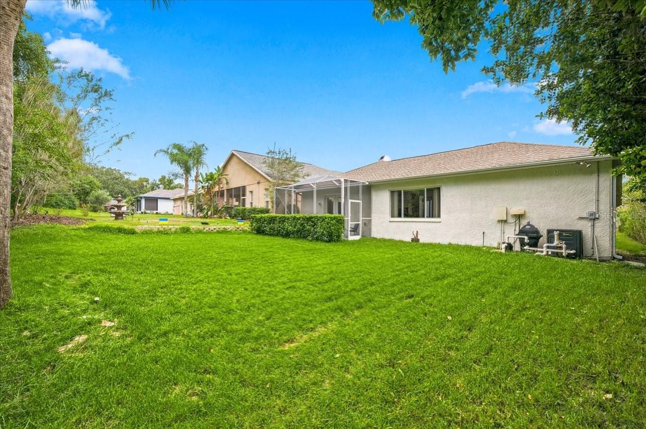 12220 WOODLANDS CIR