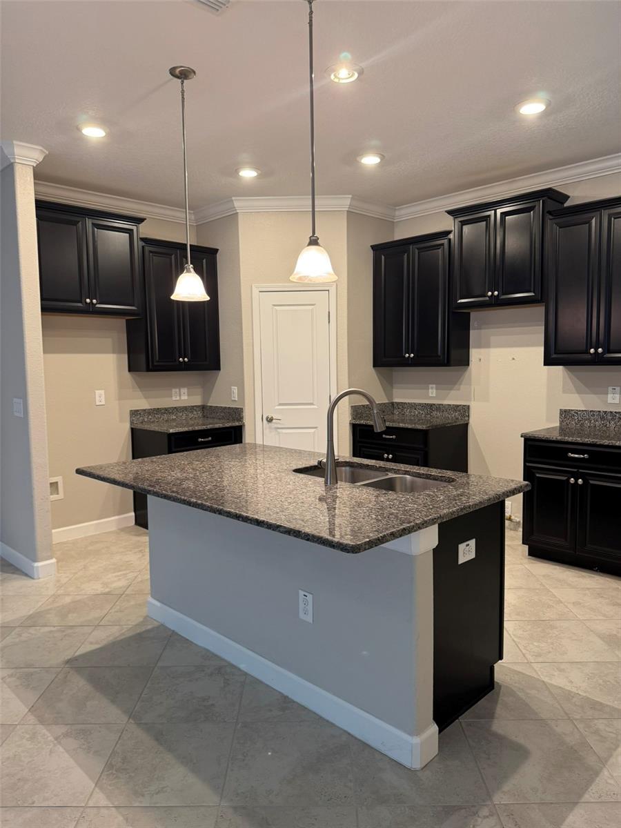3622 PINE RIBBON DR