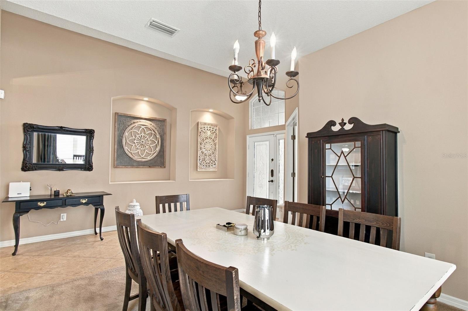 11009 ROCKLEDGE VIEW DR