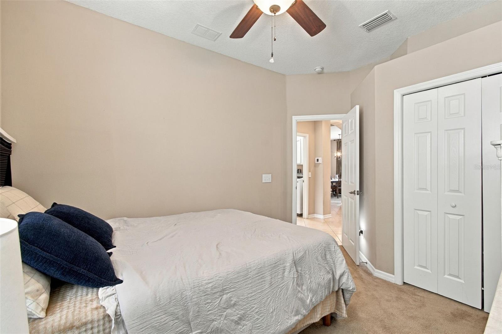 11009 ROCKLEDGE VIEW DR