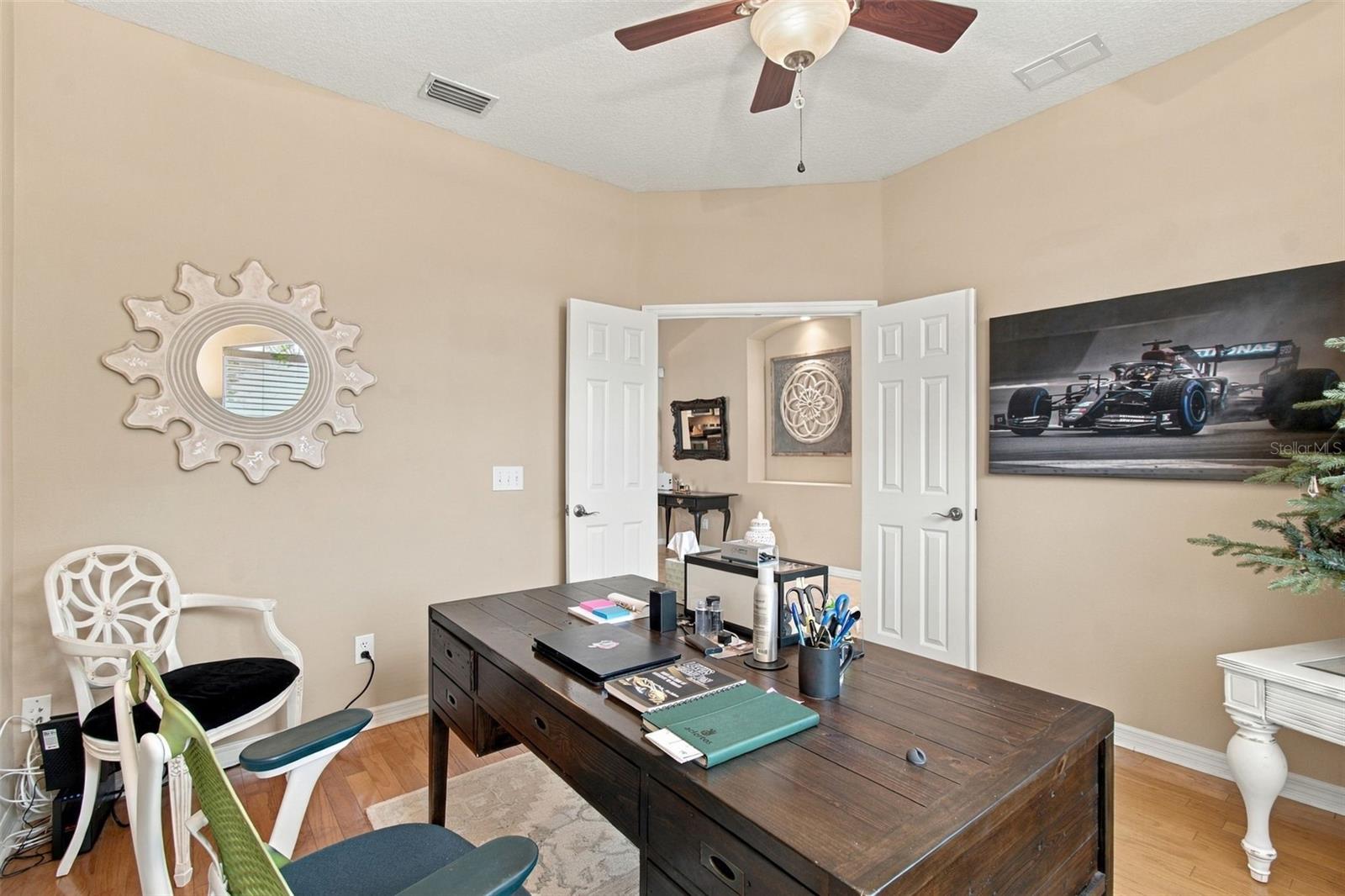 11009 ROCKLEDGE VIEW DR
