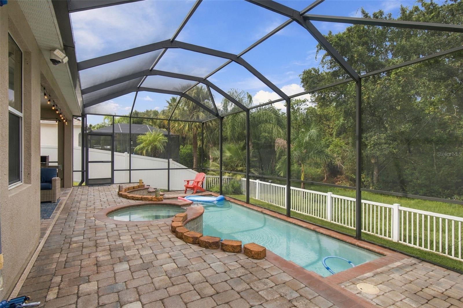11009 ROCKLEDGE VIEW DR