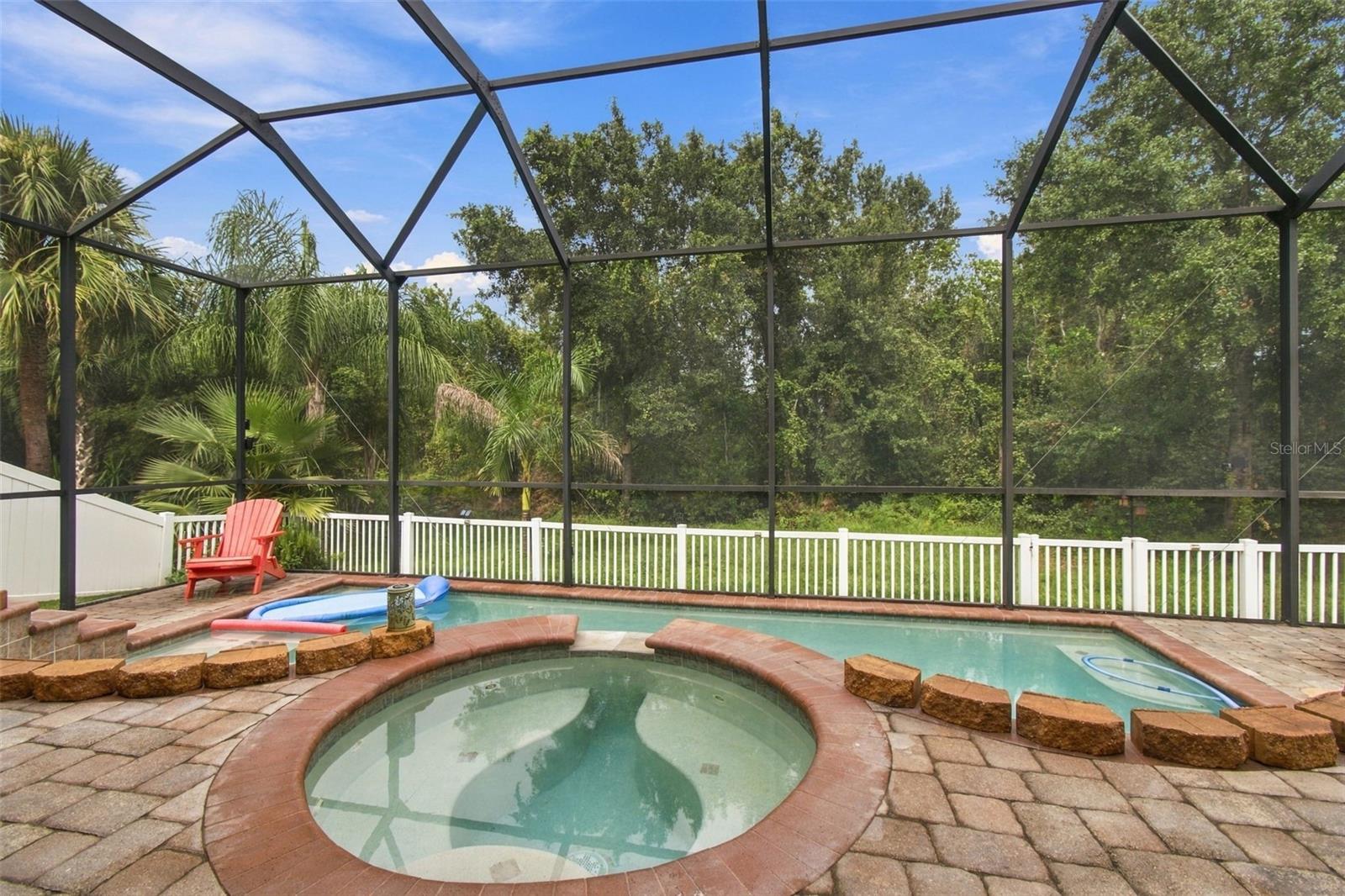 11009 ROCKLEDGE VIEW DR