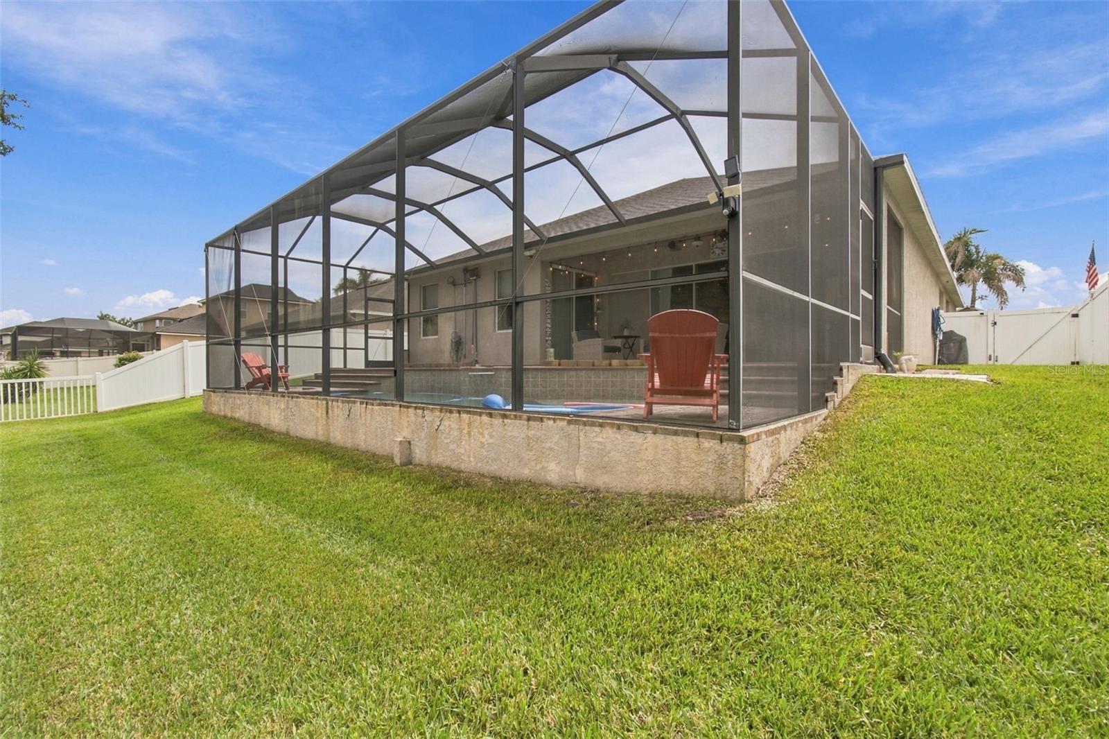 11009 ROCKLEDGE VIEW DR