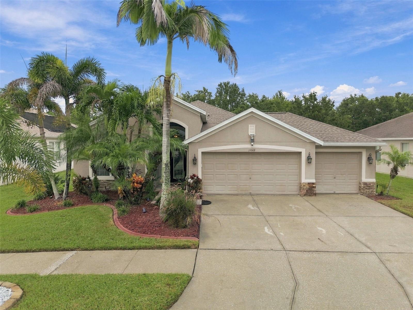 11009 ROCKLEDGE VIEW DR