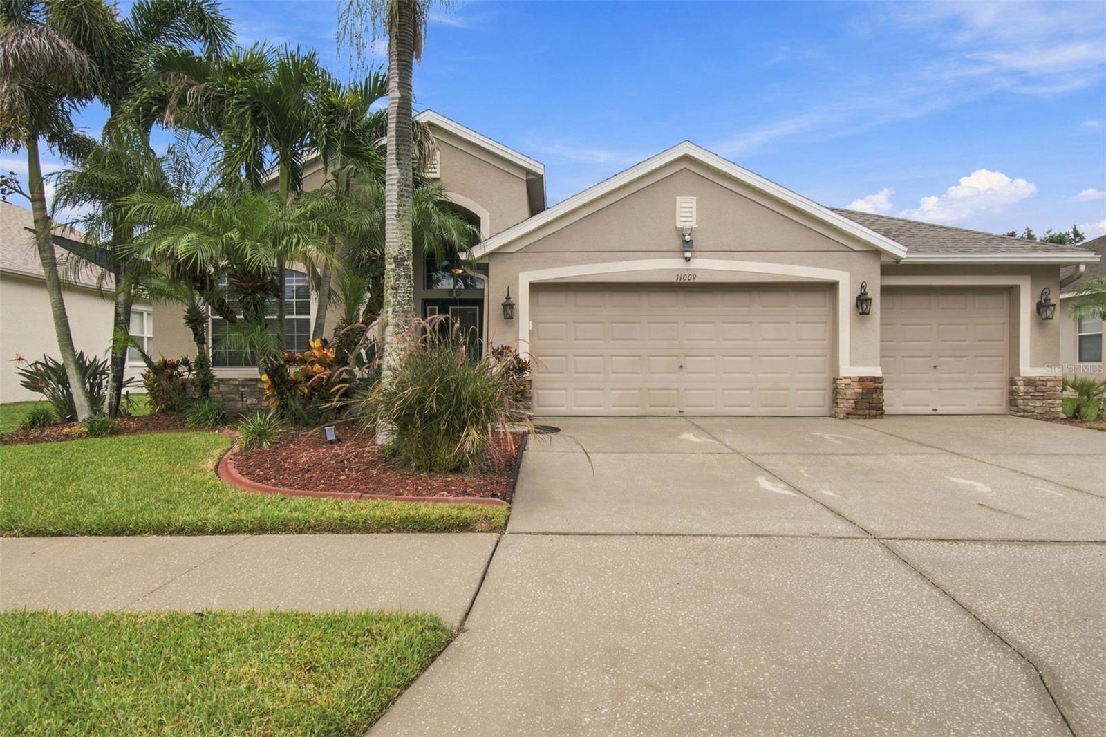 11009 ROCKLEDGE VIEW DR