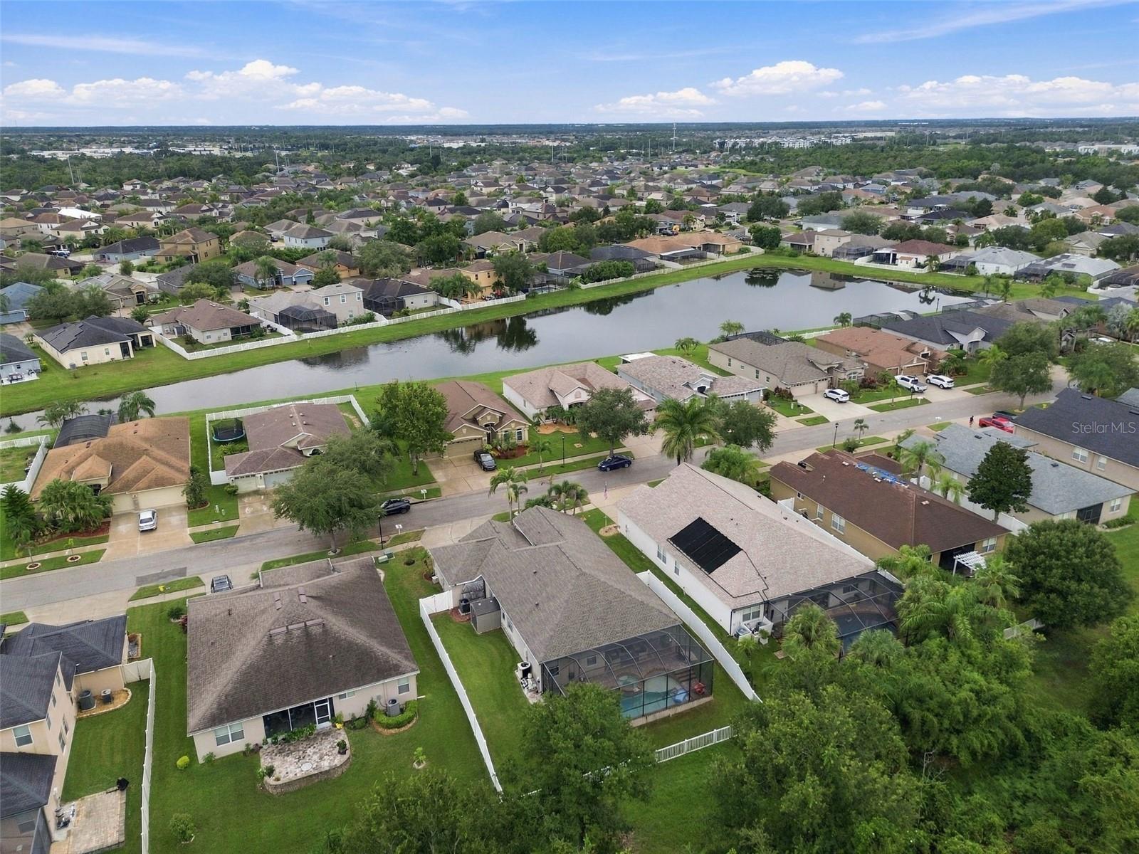 11009 ROCKLEDGE VIEW DR