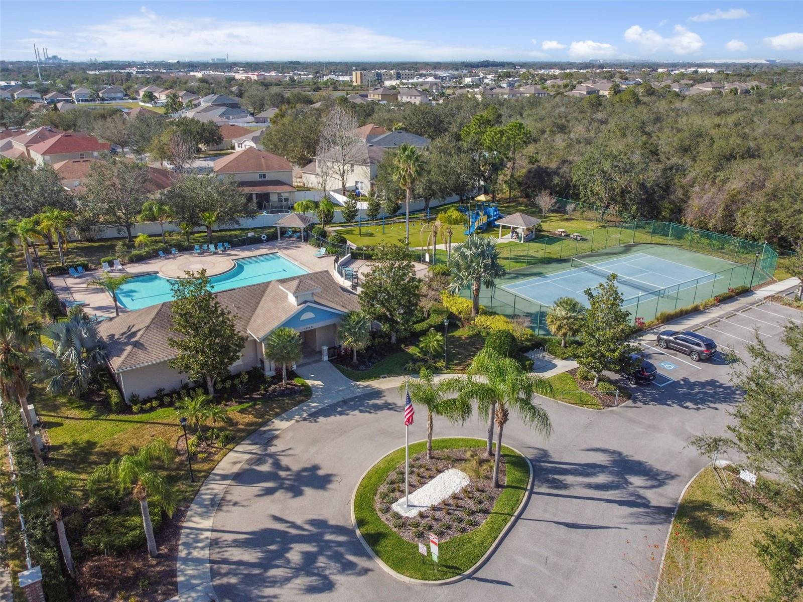 11009 ROCKLEDGE VIEW DR
