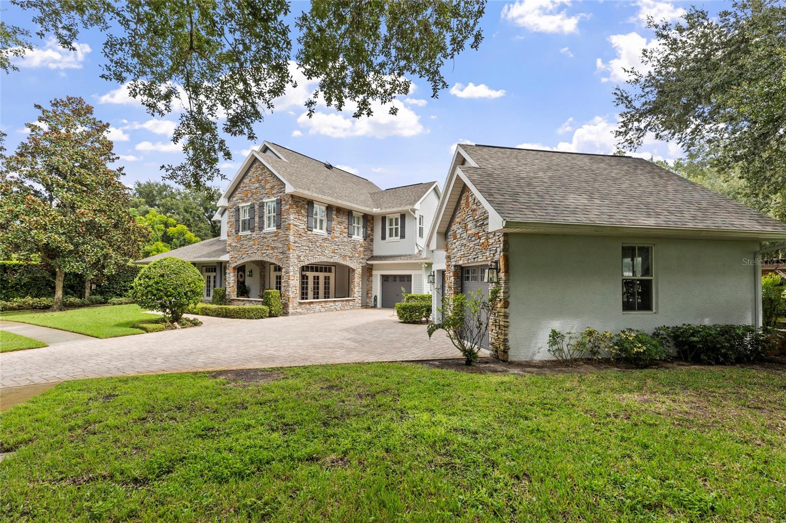 19601 EAGLE CREST DR