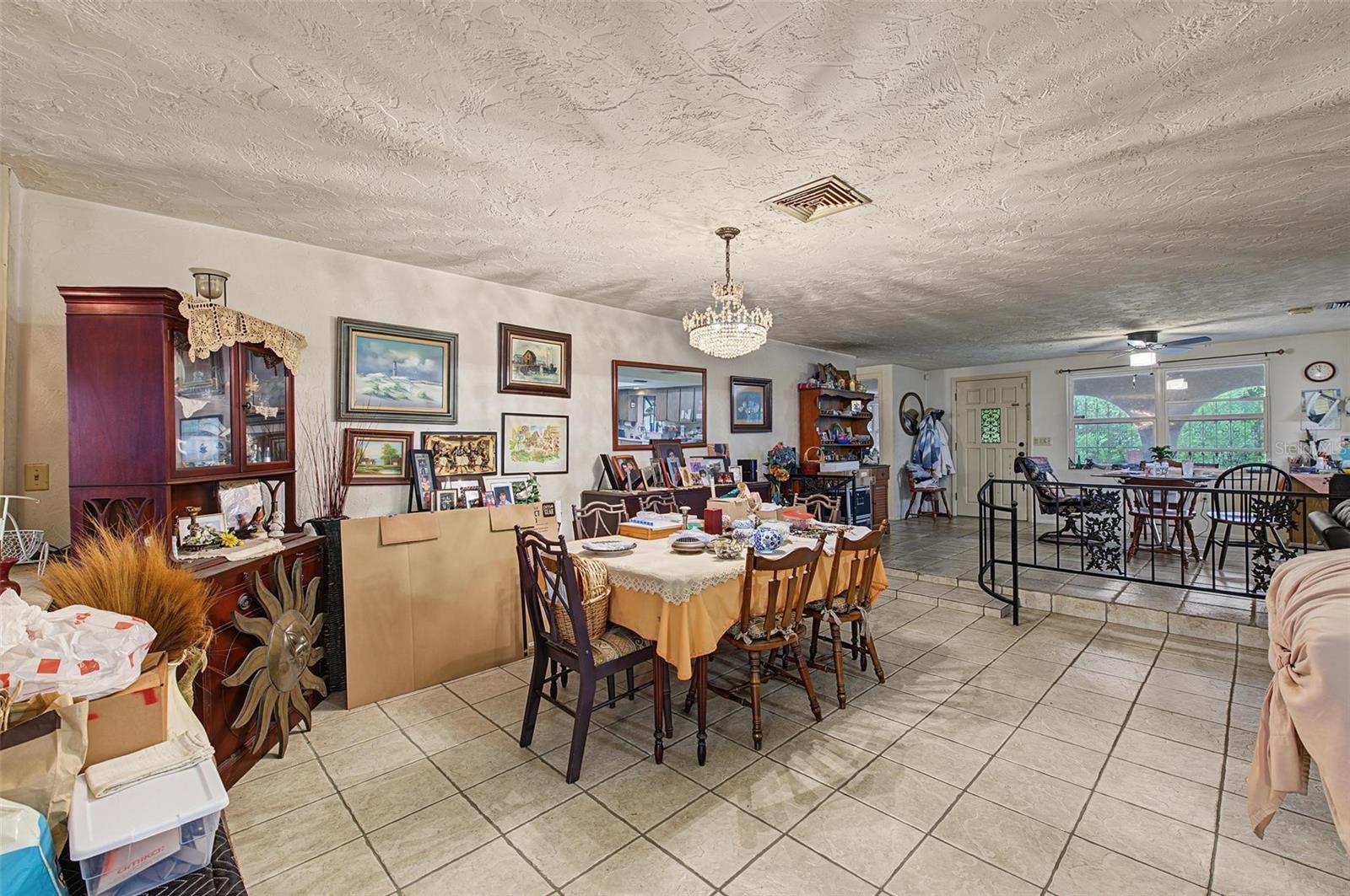 7916 SLATE CT
