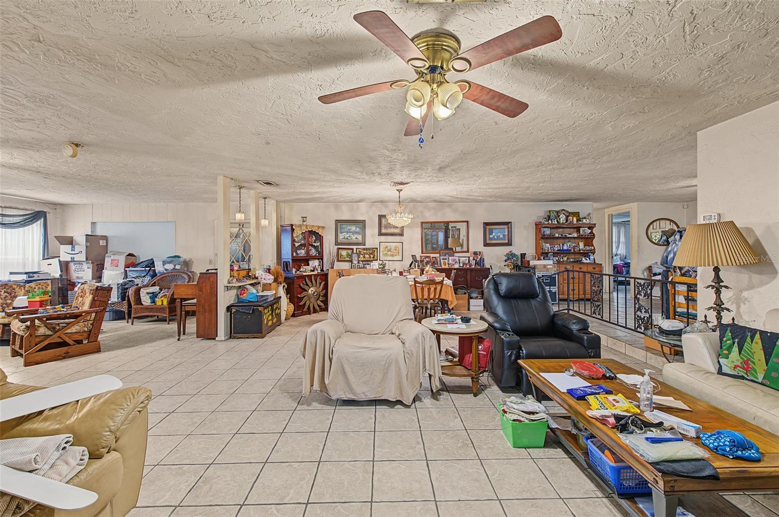 7916 SLATE CT