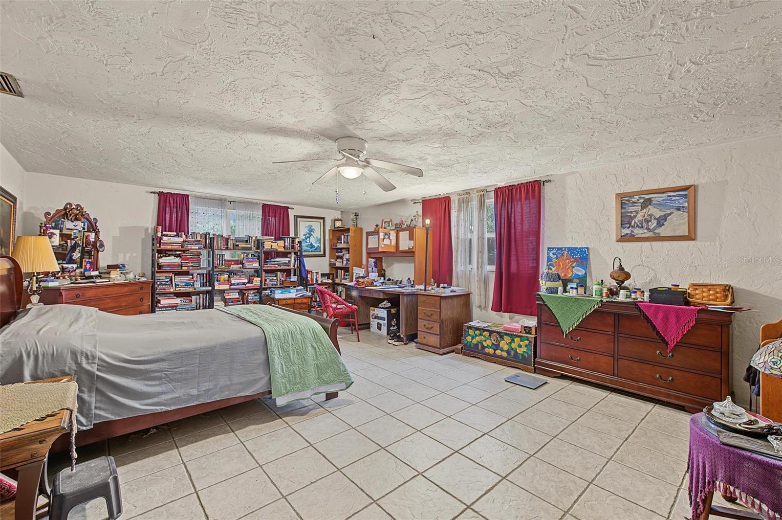 7916 SLATE CT