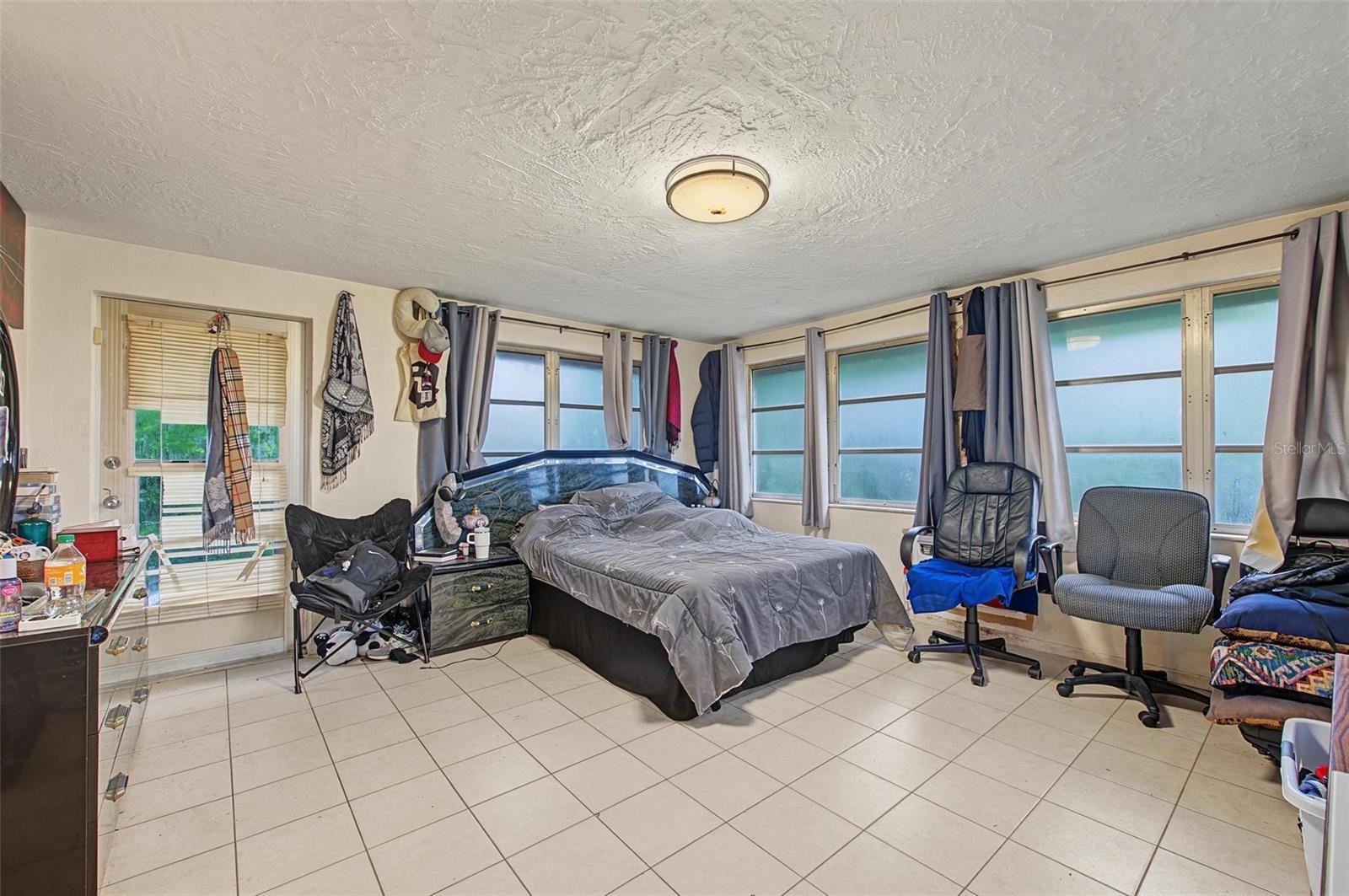 7916 SLATE CT