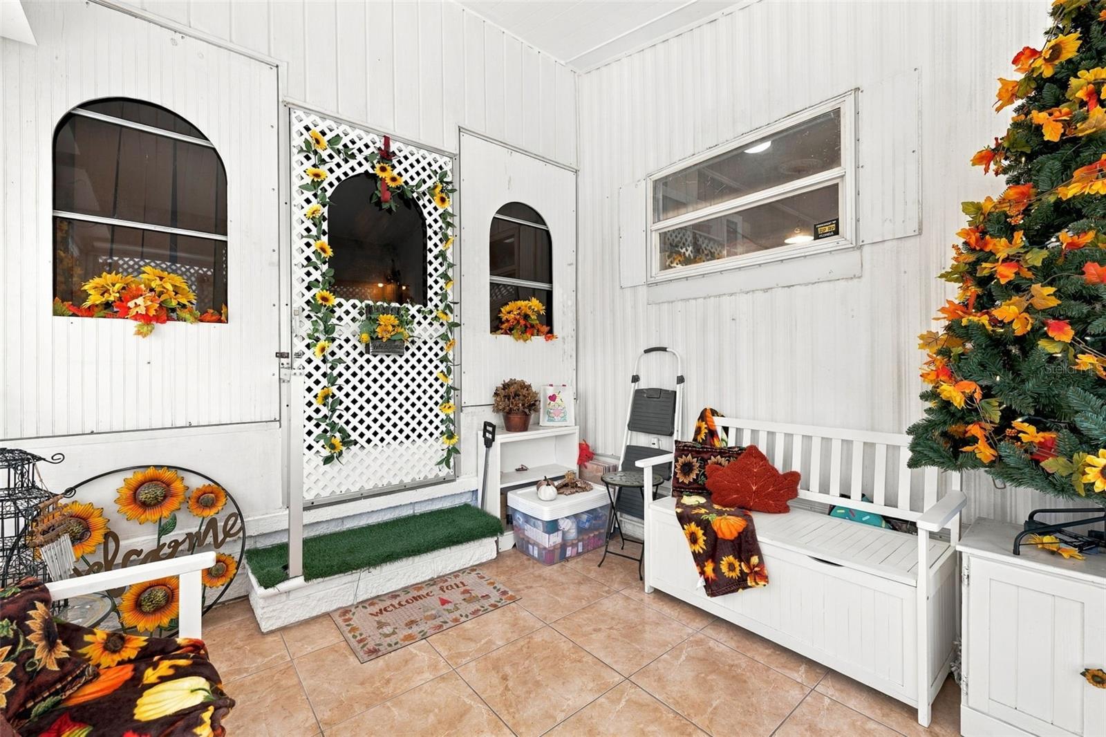 3407 TIKI DR