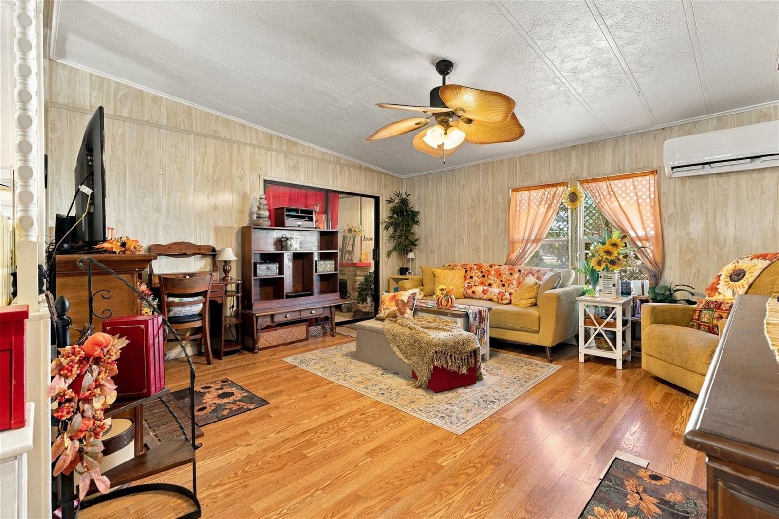 3407 TIKI DR