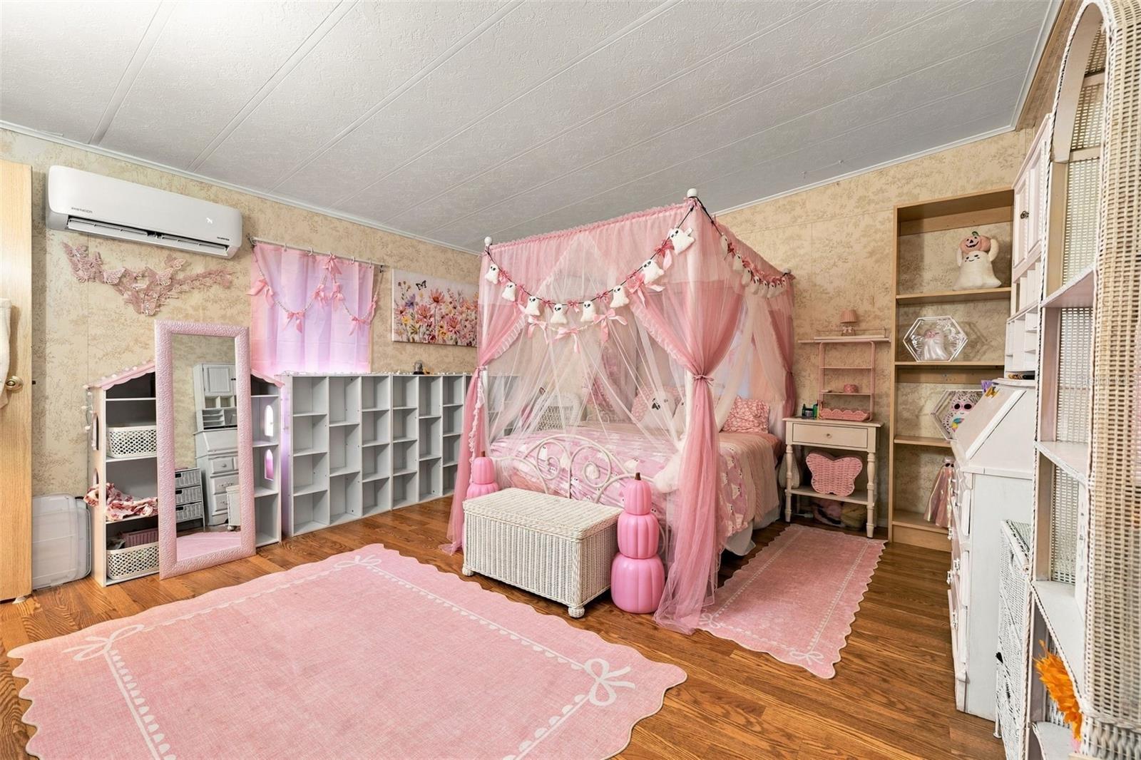 3407 TIKI DR