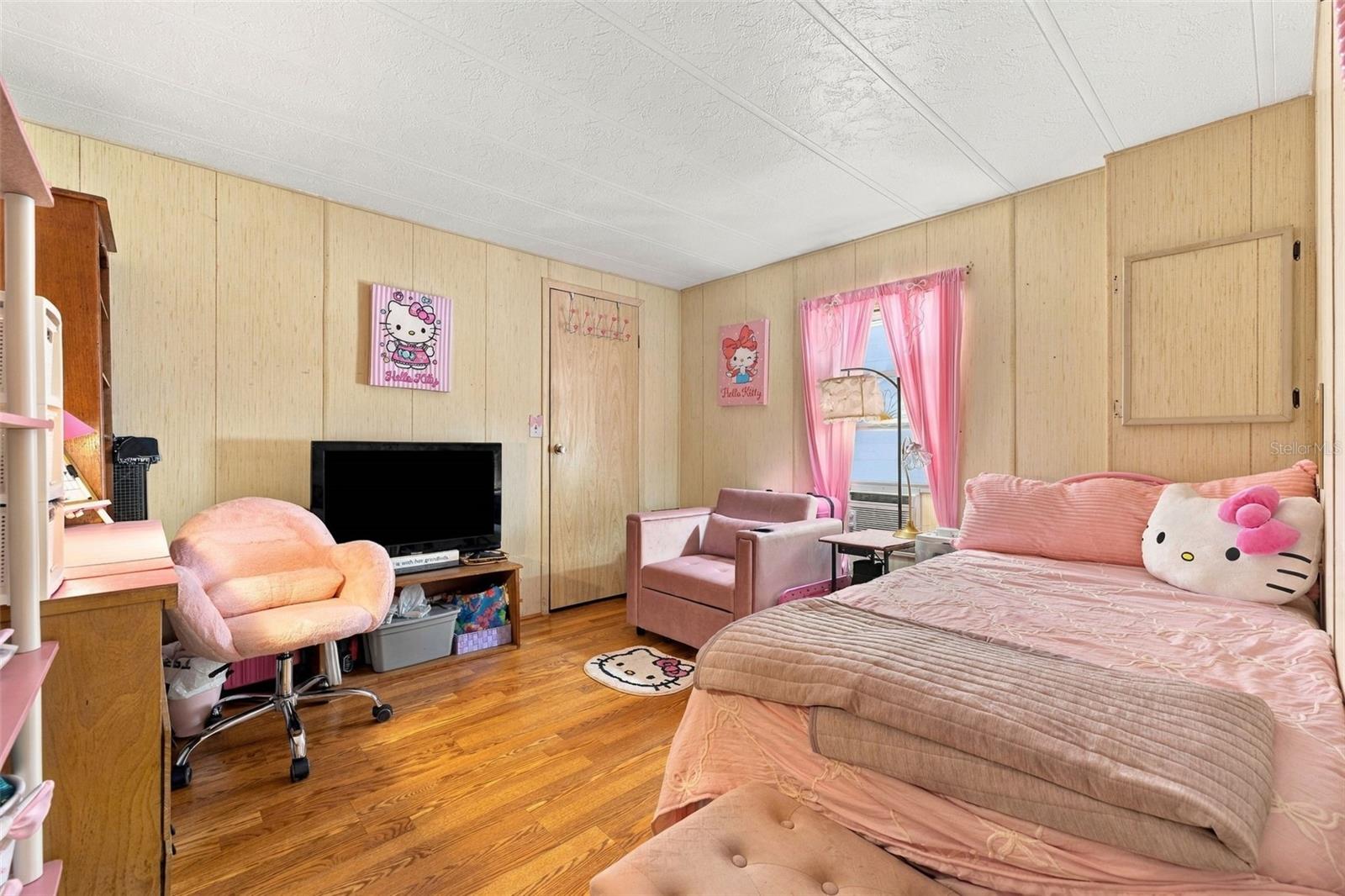 3407 TIKI DR