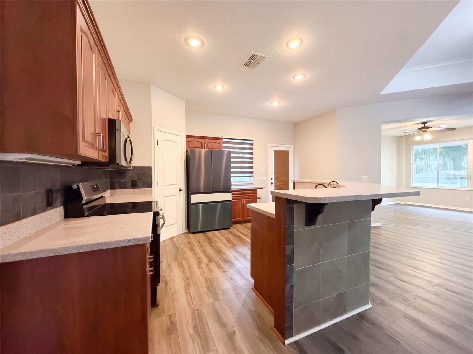 219 WILLOW BEND PKWY