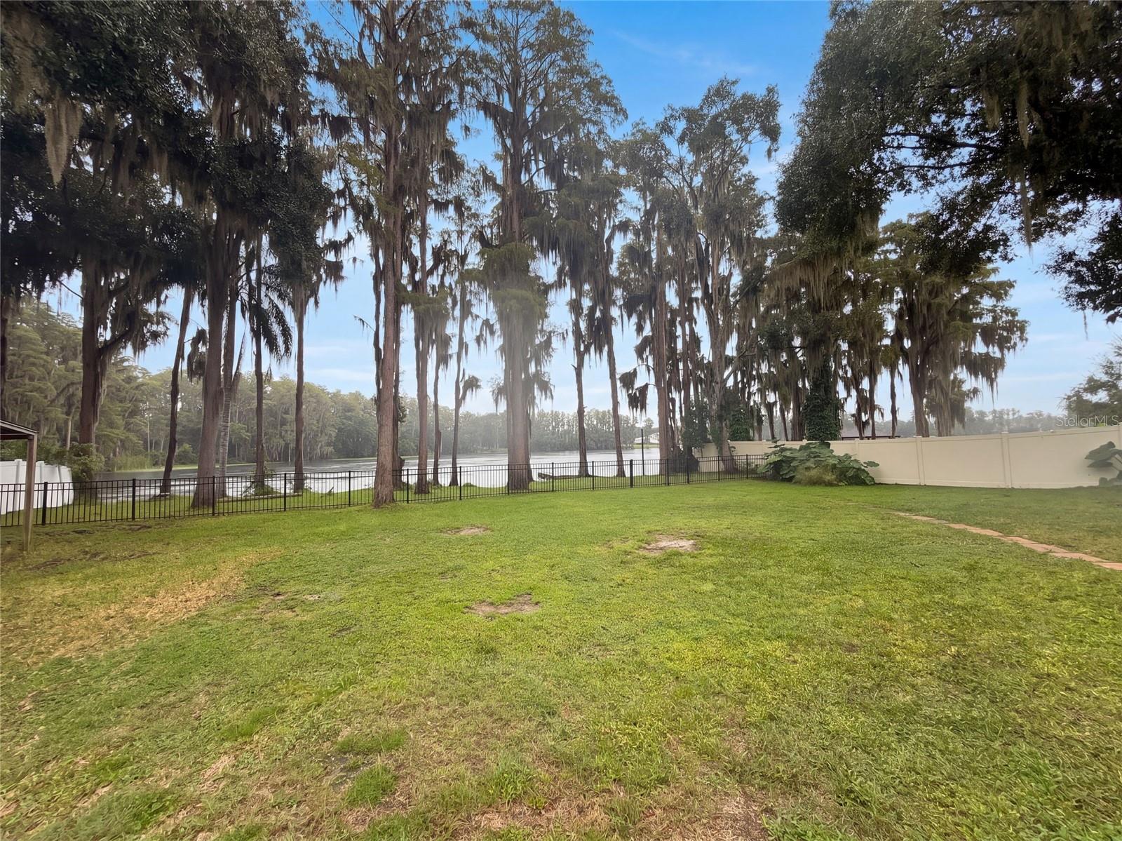 219 WILLOW BEND PKWY