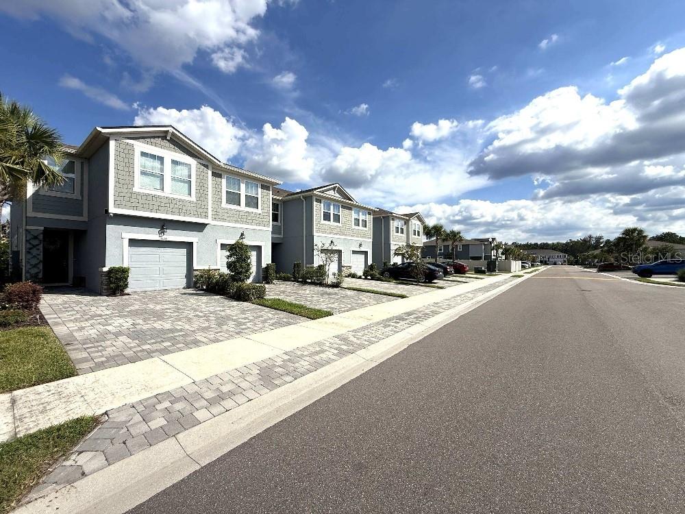 4166 CLOUD HOPPER WAY